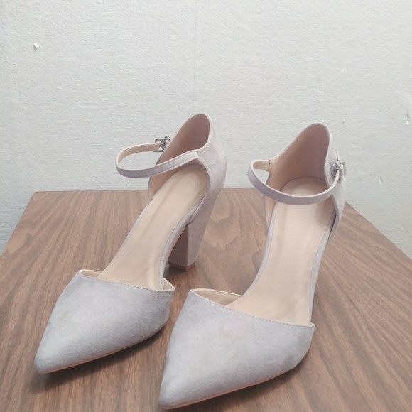 ASOS Speaker Pump with Ankle Strap - Picture 4 of 4